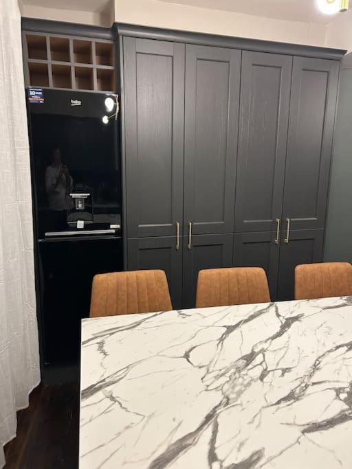 Patrick Street Townhouse Apartment Cork Ngoại thất bức ảnh